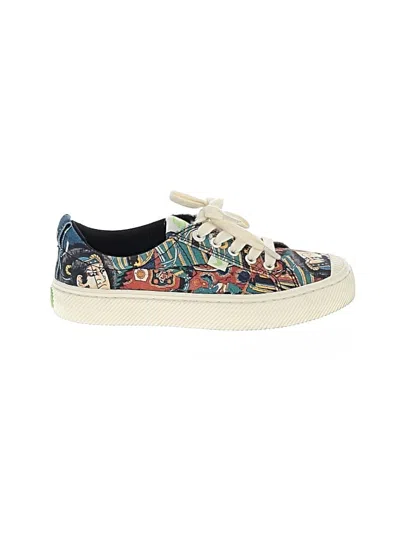 Pre-owned Cariuma Sneakers In Ivory
