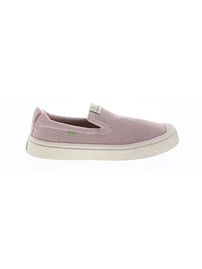 Pre-owned Cariuma Sneakers In Pink