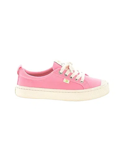 Pre-owned Cariuma Sneakers In Pink