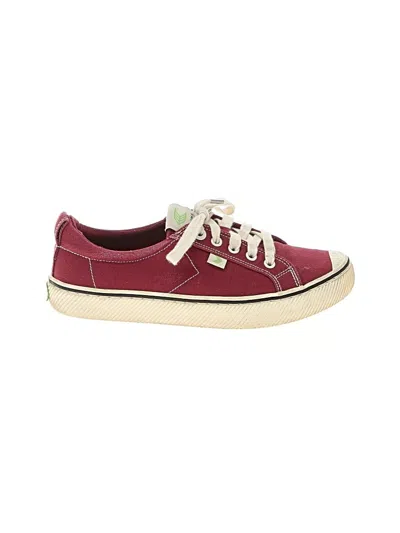 Pre-owned Cariuma Sneakers In Red