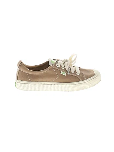 Pre-owned Cariuma Sneakers In Tan