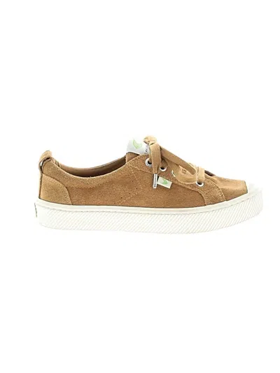 Pre-owned Cariuma Sneakers In Tan