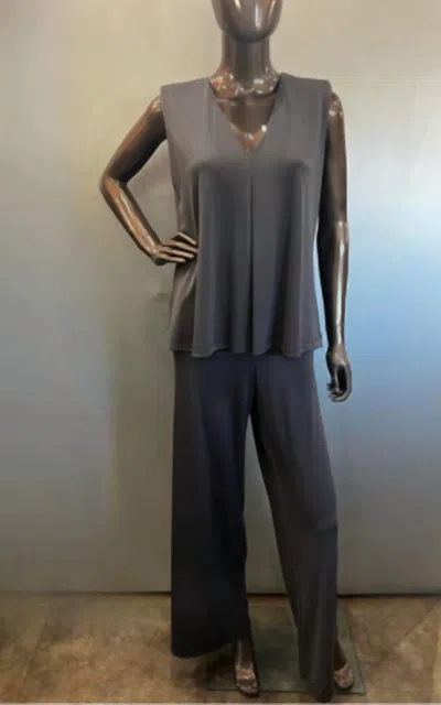 Carla Ruiz 2pc Outfit In Grey