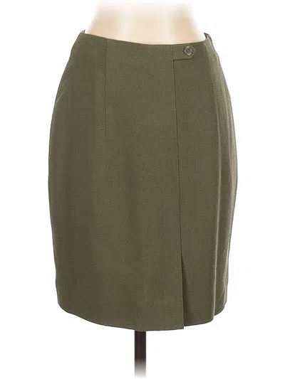 Pre-owned Carlisle Casual Skirt In Green