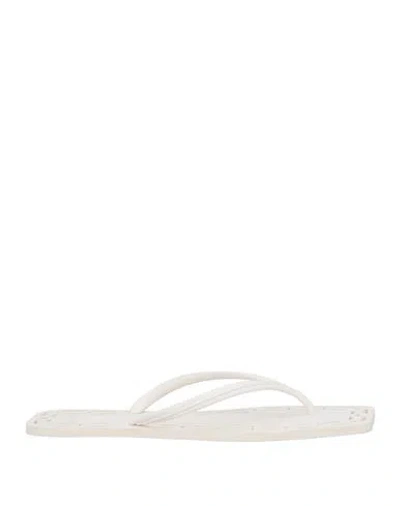 Carlotha Ray Woman Thong Sandal White Size 7-8 Synthetisches Material