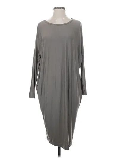 Pre-owned Carly Jean Casual Dress In Gray