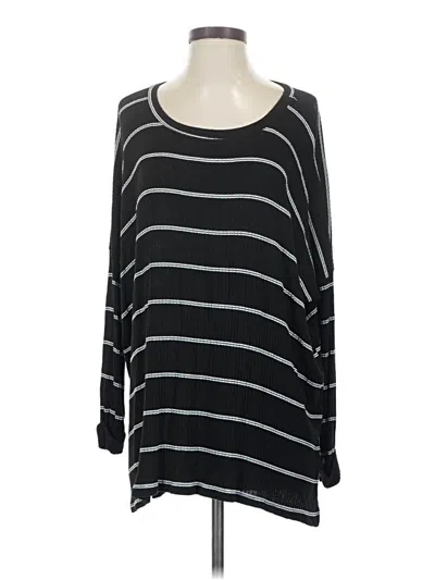 Pre-owned Carly Jean Pullover Sweater In Black