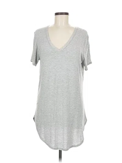 Pre-owned Carly Jean Short Sleeve T-shirt In Silver
