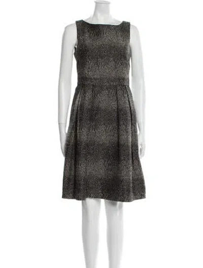 Pre-owned Carmen Marc Valvo Bateau Neckline Knee-length Dress In Black