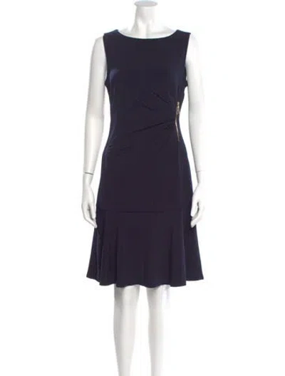 Pre-owned Carmen Marc Valvo Bateau Neckline Knee-length Dress In Blue