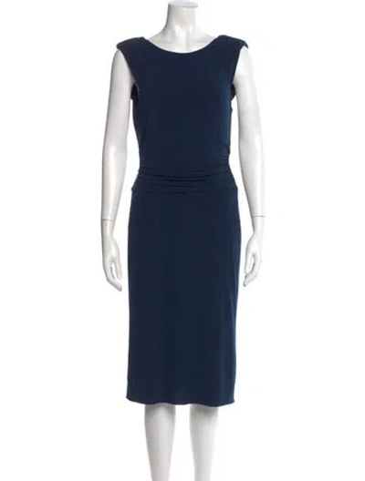 Pre-owned Carmen Marc Valvo Bateau Neckline Knee-length Dress In Blue