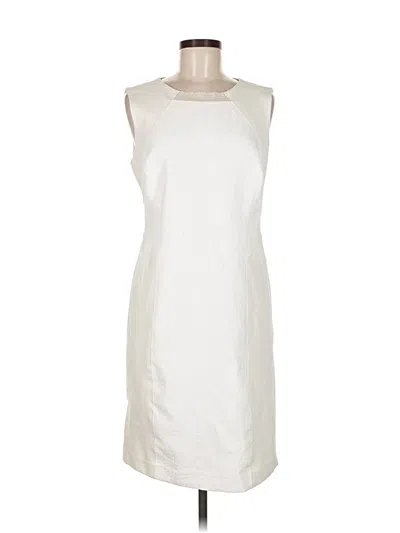 Pre-owned Carmen Marc Valvo Casual Dress In White