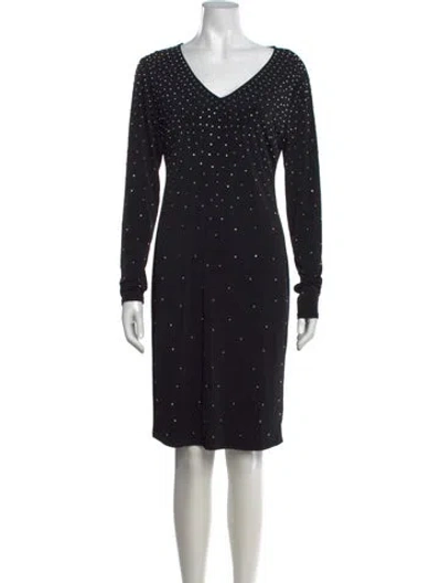 Pre-owned Carmen Marc Valvo Printed Knee-length Dress In Black