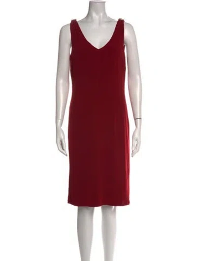 Pre-owned Carmen Marc Valvo V-neck Knee-length Dress In Red