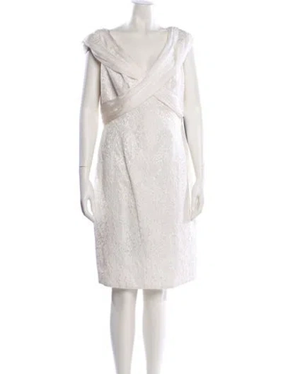 Pre-owned Carmen Marc Valvo V-neck Knee-length Dress W/ Tags In Neutral