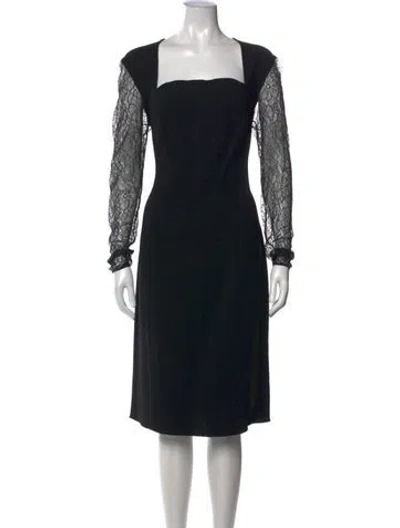 Pre-owned Carmen Marc Valvo Wool Knee-length Dress In Black