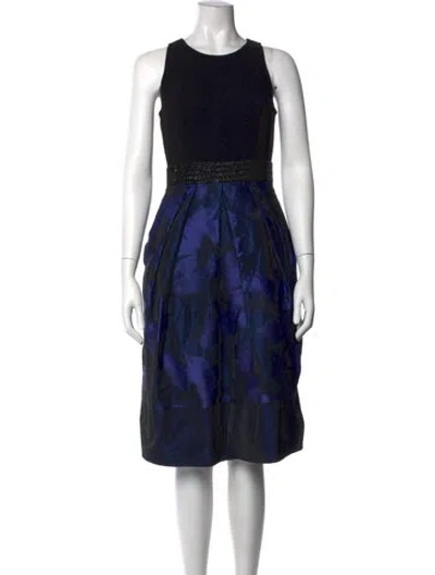 Pre-owned Carmen Marc Valvo Wool Knee-length Dress In Black