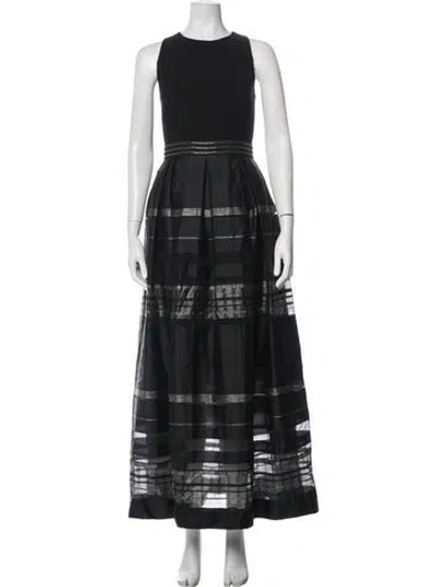 Pre-owned Carmen Marc Valvo Wool Long Dress In Black