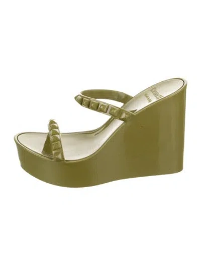 Pre-owned Carmen Sol Rubber Sandals In Green
