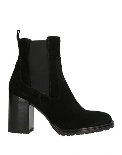 Carmens Woman Ankle Boots Black Size 10 Leather