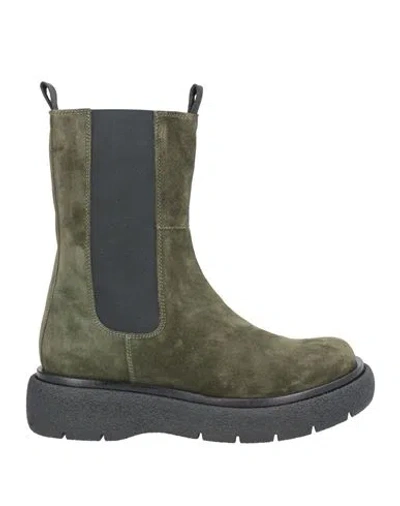 Carmens Woman Ankle Boots Military Green Size 10 Soft Leather In Green