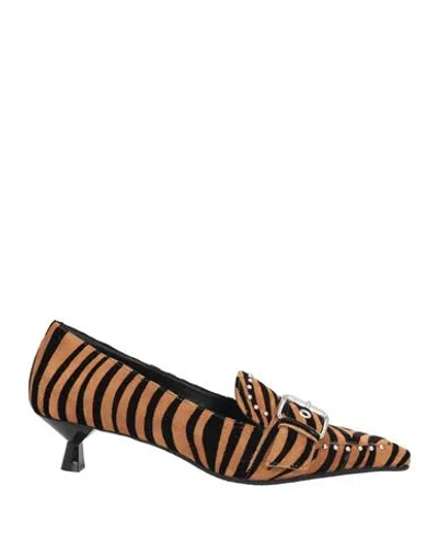 Carmens Woman Pumps Camel Size 7 Leather In Animal Print