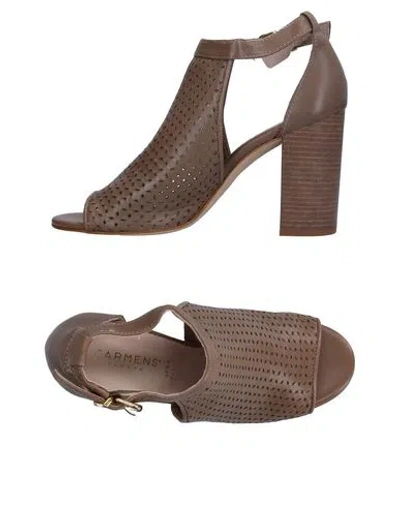 Carmens Woman Sandals Khaki Size 10 Soft Leather