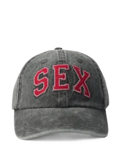 Carne Bollente Appliqué-patch Baseball Cap In Gray