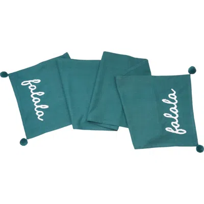 Carol & Frank Christmas Holidays Tufted Solid Runners Collection In Green