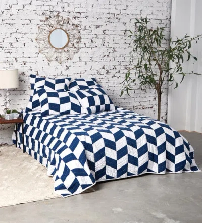 Carol & Frank Herringbone Patch Indigo Quilt In Blue
