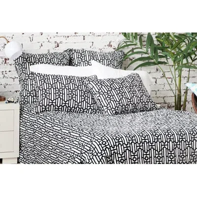 Carol & Frank Naya Cotton Reversible Quilt In Black