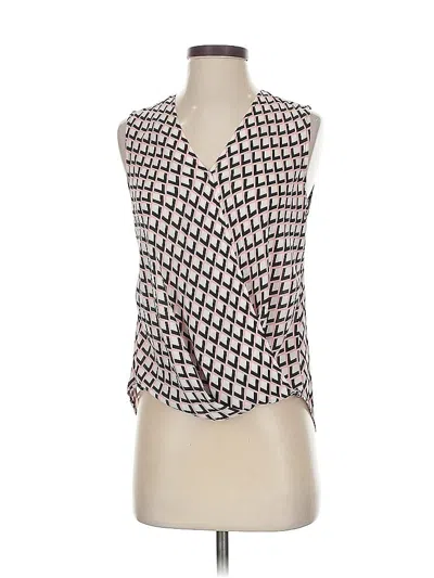 Pre-owned Carolina Belle Sleeveless Blouse In Ivory