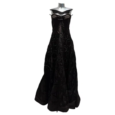 Pre-owned Carolina Herrera Brown Strapless Spiral Pattern Gown