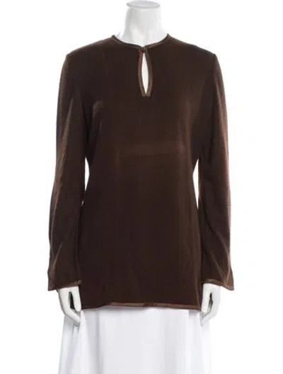 Pre-owned Carolina Herrera Cashmere Crew Neck Sweater In Brown