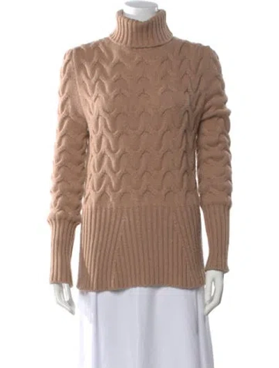 Pre-owned Carolina Herrera Cashmere Turtleneck Sweater In Neutral