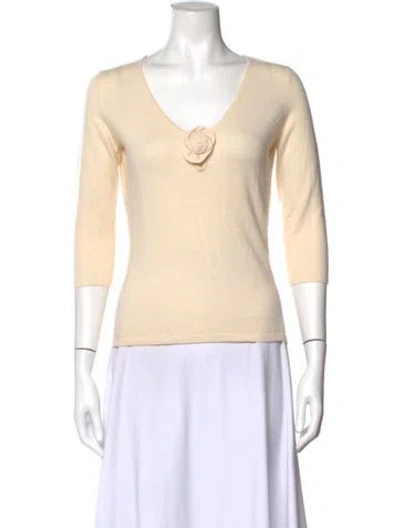 Pre-owned Carolina Herrera Cashmere V-neck Sweater In Neutrals