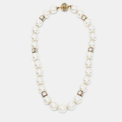 Pre-owned Carolina Herrera Crystal Faux Pearl Beaded Magnetic Necklace In Gold