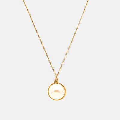 Pre-owned Carolina Herrera Faux Pearl Gold Tone Pendant Necklace