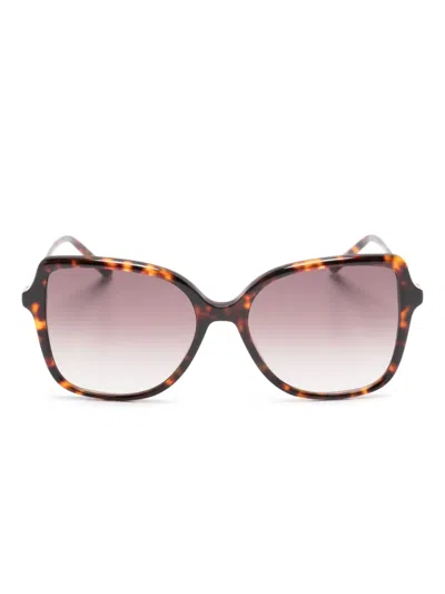 Carolina Herrera Hero Sonnenbrille Im Oversized-look Mit Kristallen In Brown