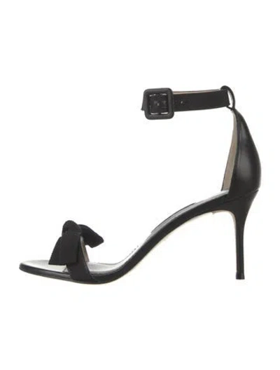 Pre-owned Carolina Herrera Leather Bow Accents Sandals In Black