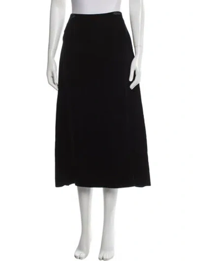 Pre-owned Carolina Herrera Midi Length Skirt In Black