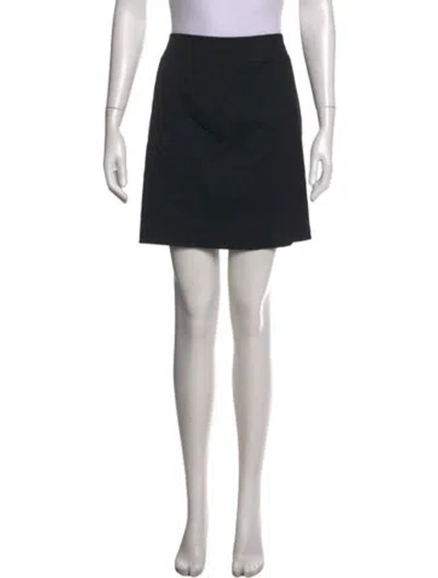 Pre-owned Carolina Herrera Mini Skirt In Black