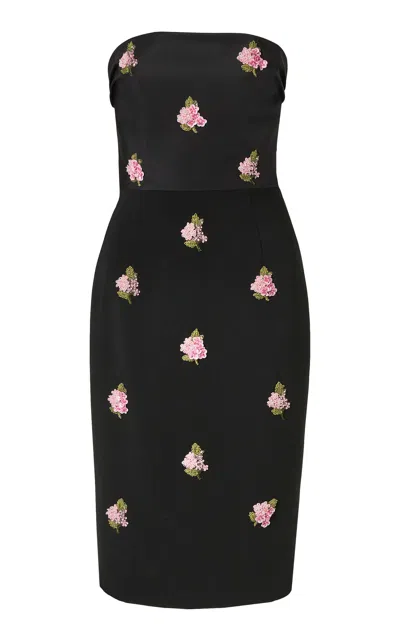 Carolina Herrera Moda Operandi In Black