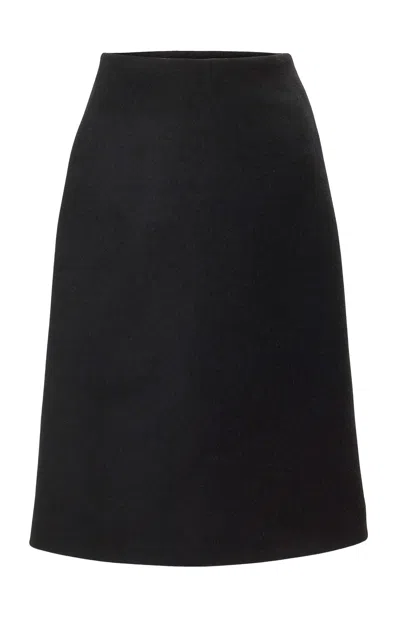 Carolina Herrera Moda Operandi In Black