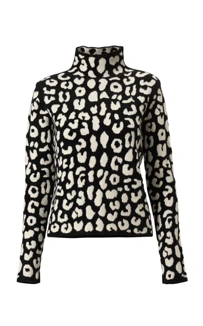 Carolina Herrera Moda Operandi In Black