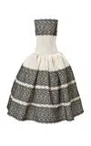Carolina Herrera Moda Operandi In Multi