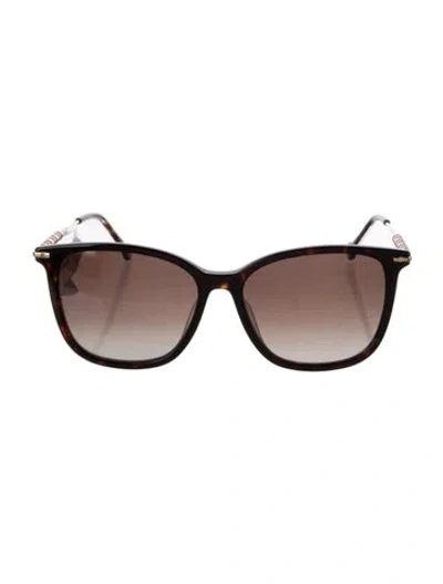 Pre-owned Carolina Herrera Oversize Gradient Sunglasses In Black