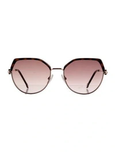 Pre-owned Carolina Herrera Oversize Gradient Sunglasses In Brown