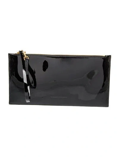 Pre-owned Carolina Herrera Patent Leather Clutch In Black