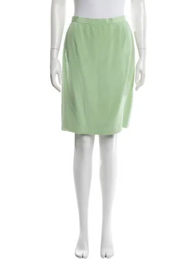 Pre-owned Carolina Herrera Pencil Knee-length Skirt In Green